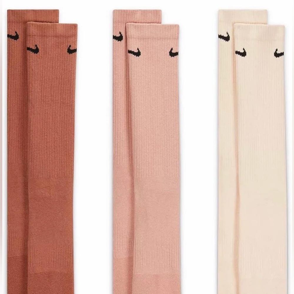 Nike everyday Crew Socks